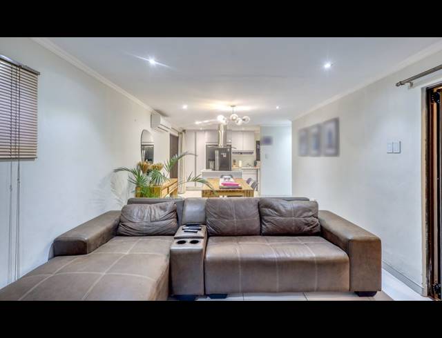 3 BEDROOM HOUSE FOR SALE IN WILSONIA